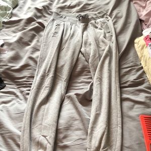 adidas Pants & Jumpsuits - Adidas grey jogging adidas Pants & Jumpsuits - Adidas grey jogging